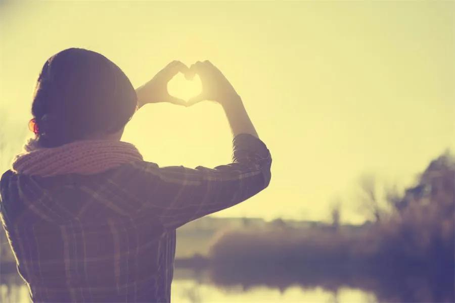 失恋后不想谈恋爱的心理原因,失恋以后不敢谈恋爱是什么病