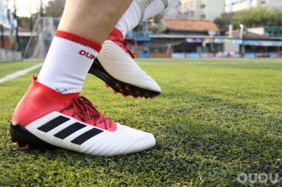 阿迪达斯predatorfreak.3测评,阿迪达斯predator20.4怎么样