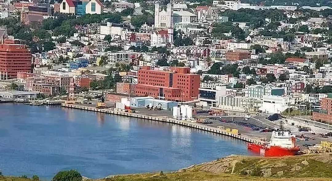 中加留学移民,中加学校教育理念