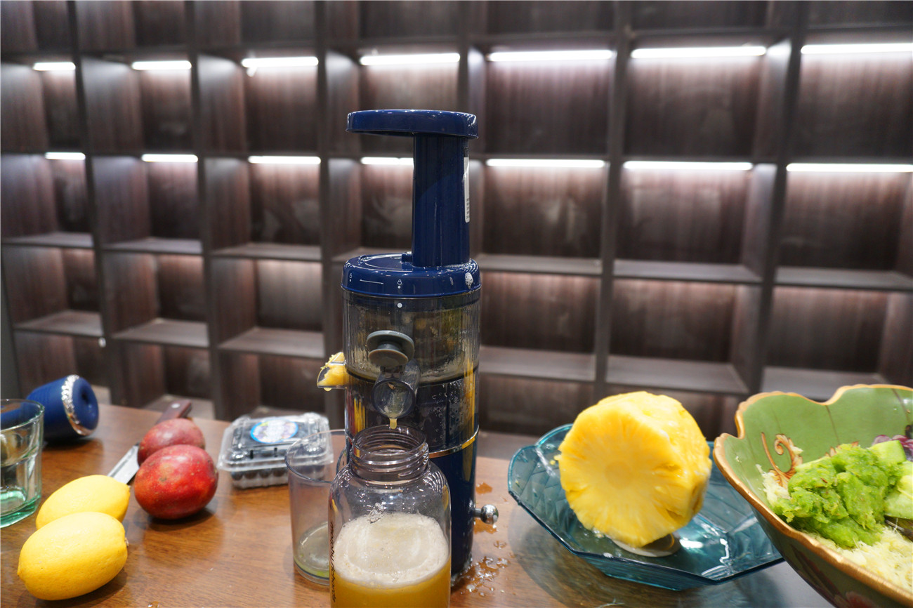 摩飞气泡原汁机安装教程,摩飞气泡原汁机不转怎么回事