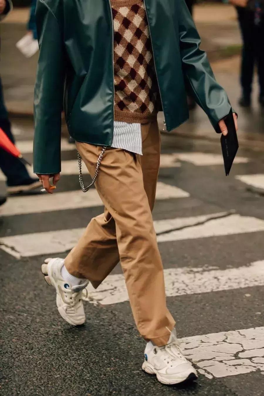 不会叠穿衣服的男人,男人不会叠穿衣服