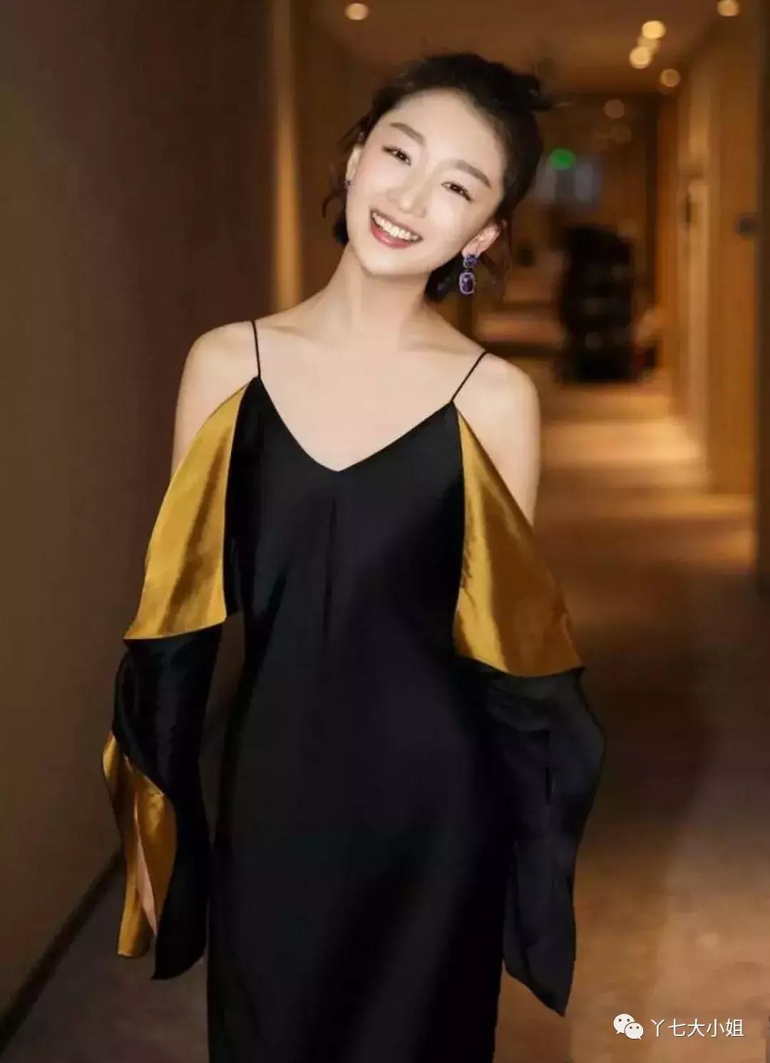 短发女孩穿什么裙子比较好看,女生短发适合穿什么样的裙子