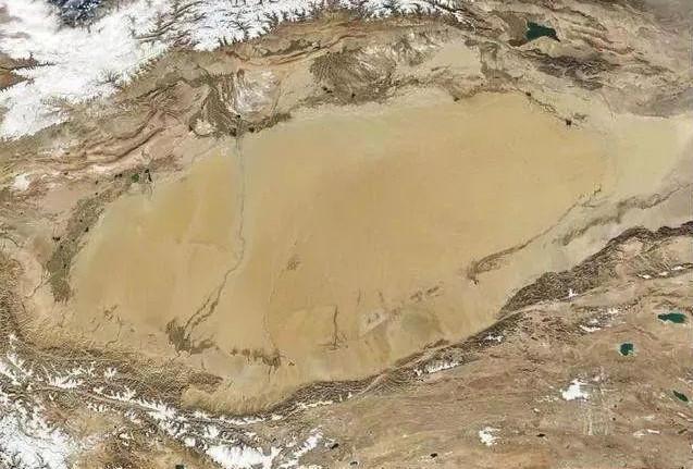 塔里木盆地新疆,中国新疆塔里木盆地