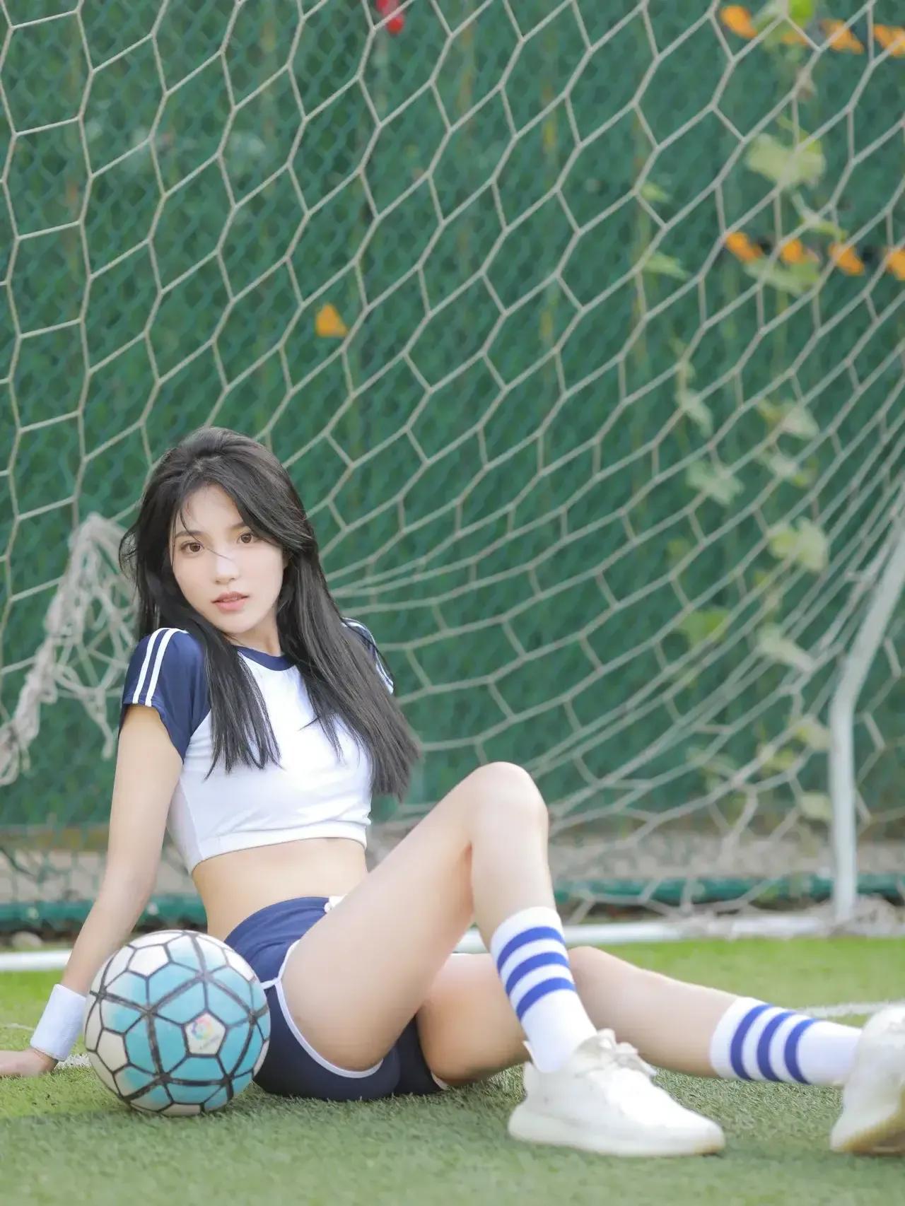 随风奔跑是自由的方向吗,随风奔跑自由是方向mv