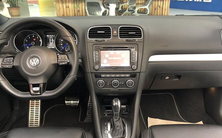 大众稀有敞篷高尔夫R，限量400台，车长4米重1.6吨