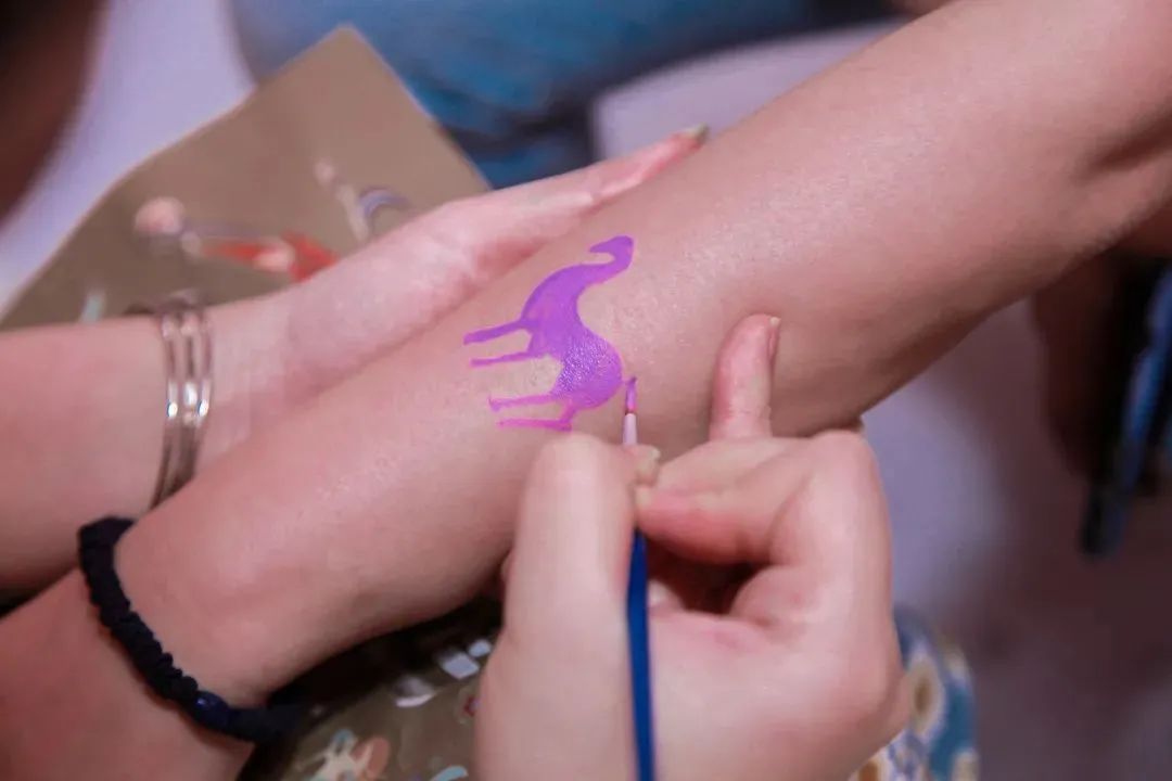 巴拉巴拉品牌实体店,巴拉巴拉万达形象