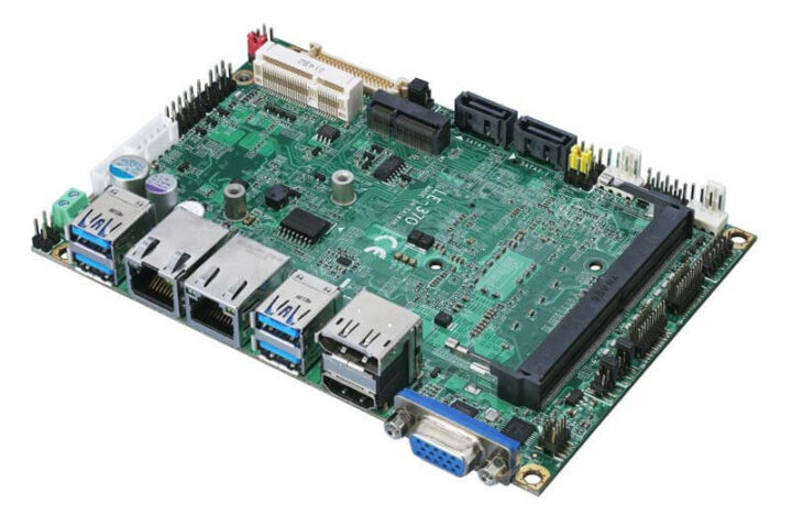 支持4个显示屏的TigerLakeUP3单板计算机