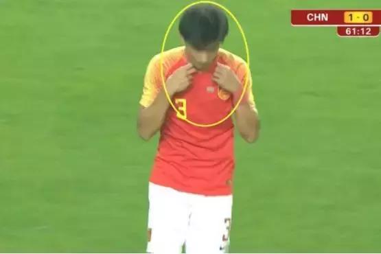 媒体观察再次踏入泥潭的中国男篮,中国男篮遭遇惨败透露球队问题