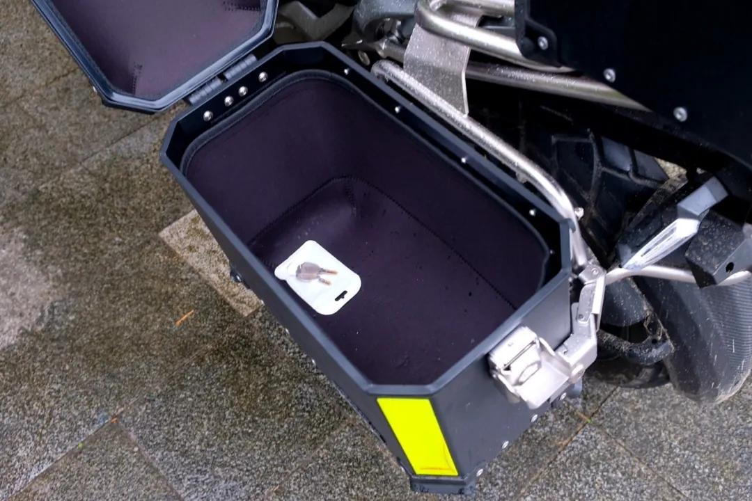 新款cb190x摩旅版需要改什么,cb190x猛鸷摩旅和标准版