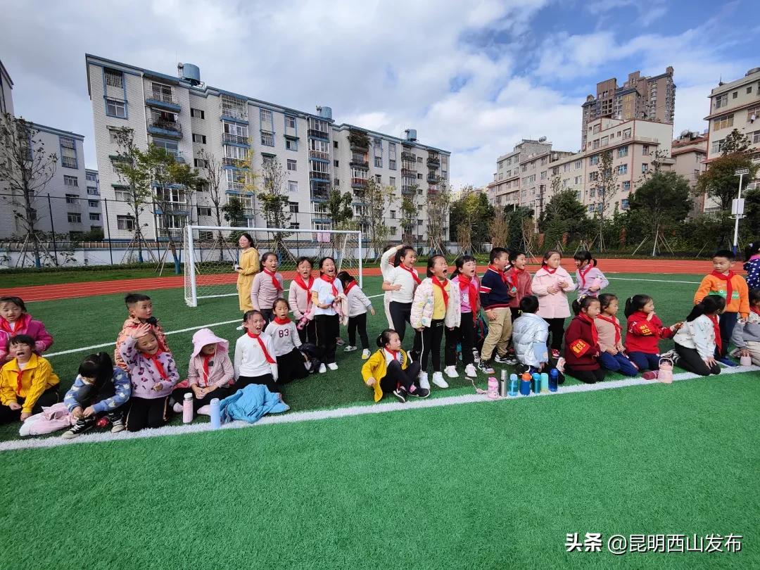 激情绿茵,校园足球联赛精彩纷呈