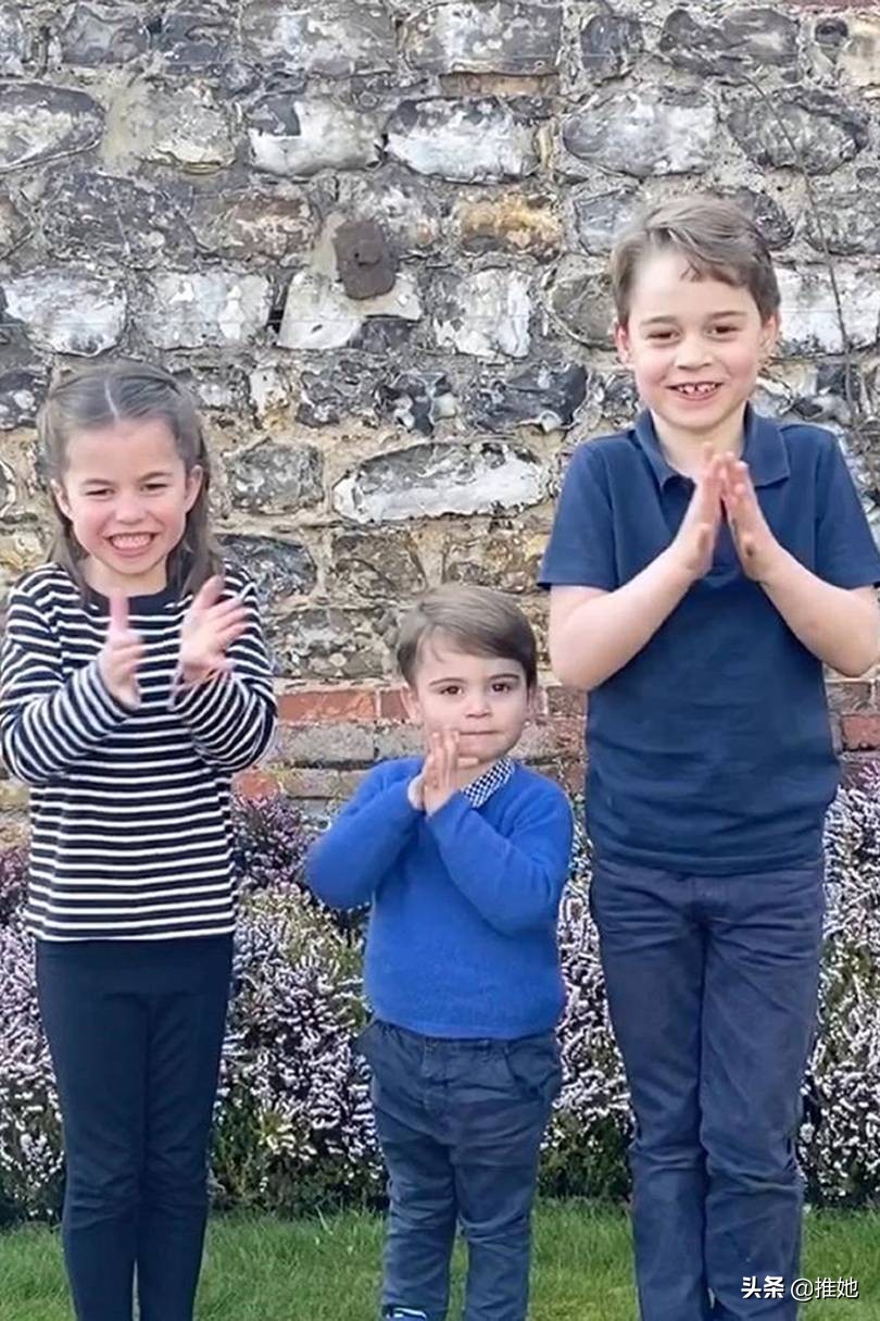 我是夏洛特公主，6岁啦，看了我出生到现在的点滴，过节要开心哦