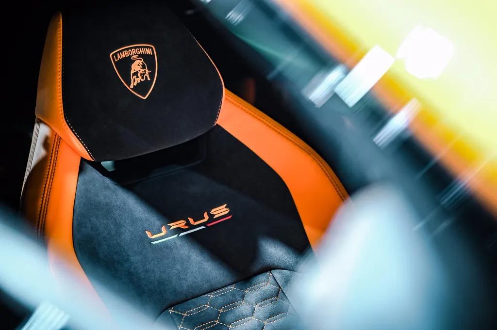 ​2020成都车展：尝到甜头的杠精*博兰**基尼，开始认真赚钱了