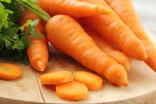 孕期什么时候吃葡萄宝宝眼睛漂亮,孕期多吃葡萄孩子的眼睛就会好看