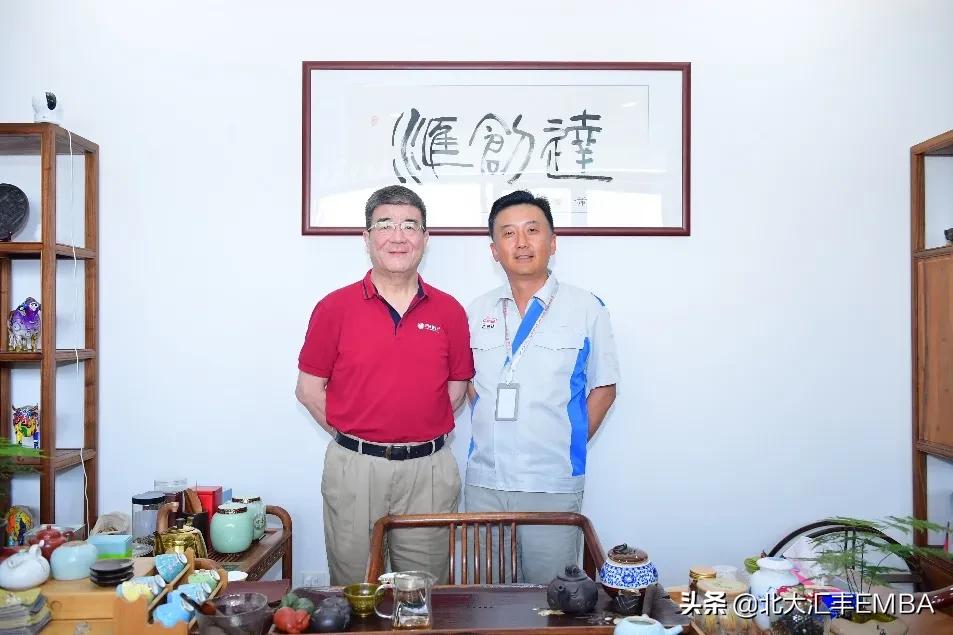 北大汇丰金融硕士导师海闻,北大汇丰商学院海闻