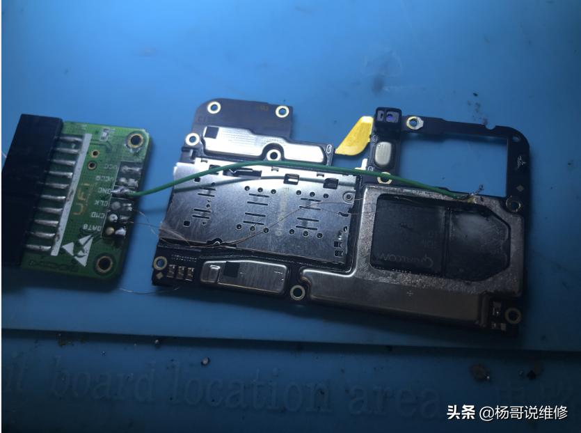 oppoa5频繁重启维修,oppoa55重启进恢复模式系统故障