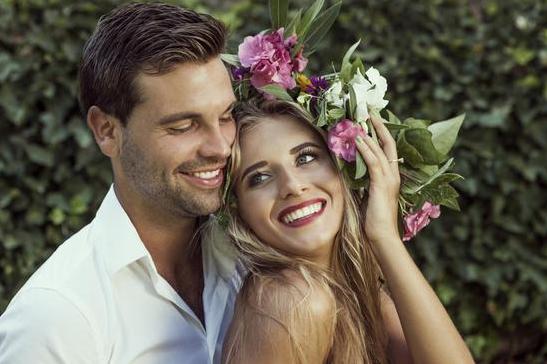 泰国王室珠宝介绍,泰国特色婚庆饰品