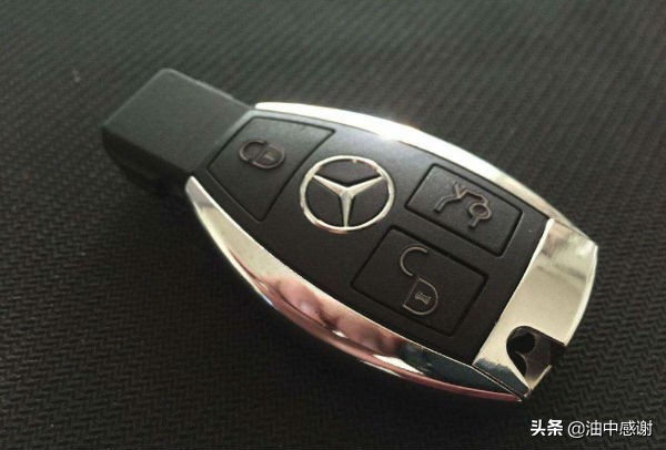 车钥匙进水了遥控失灵怎么办,车钥匙不小心进水了