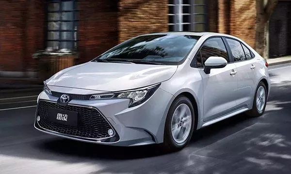 10万和30万的养车费用差多少,20万的车一年要花费多少钱养车