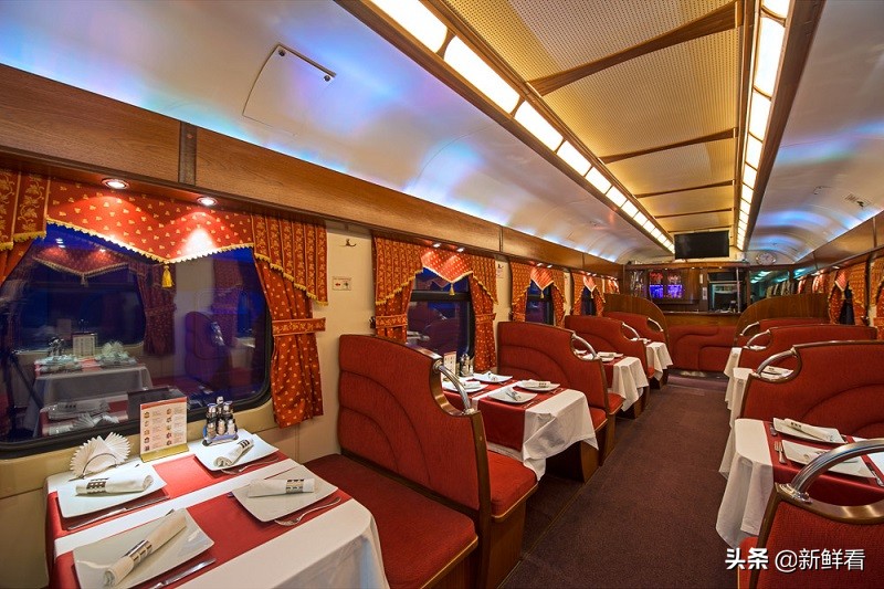 俄罗斯圣彼得堡火车卧铺,莫斯科到圣彼得堡的卧铺车厢怎样