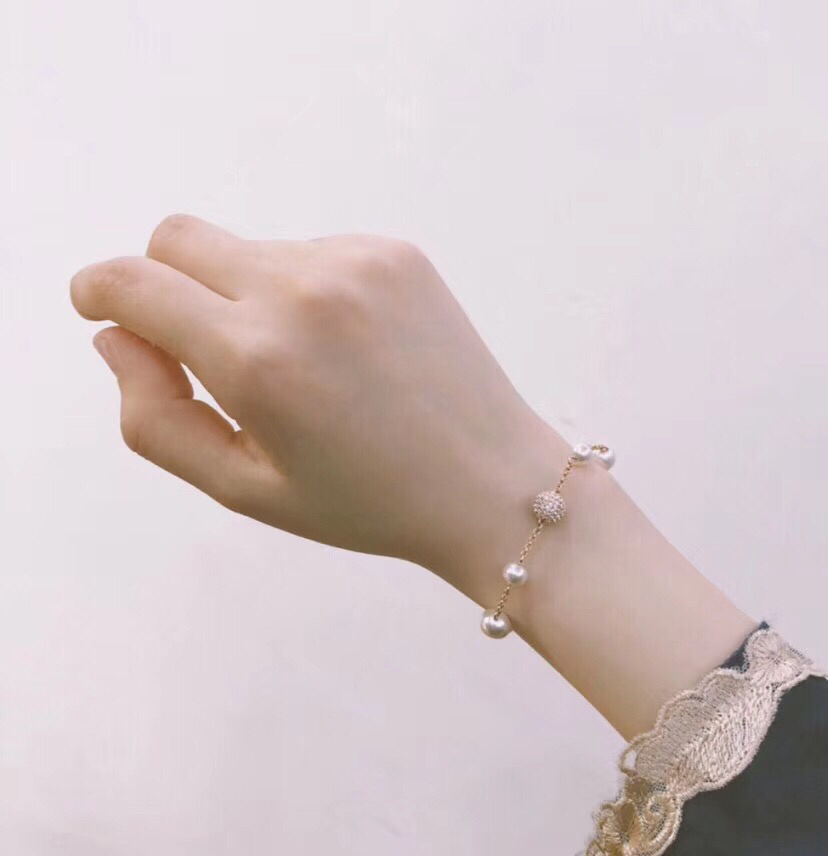 选择正确的配饰让你的气质提升起来