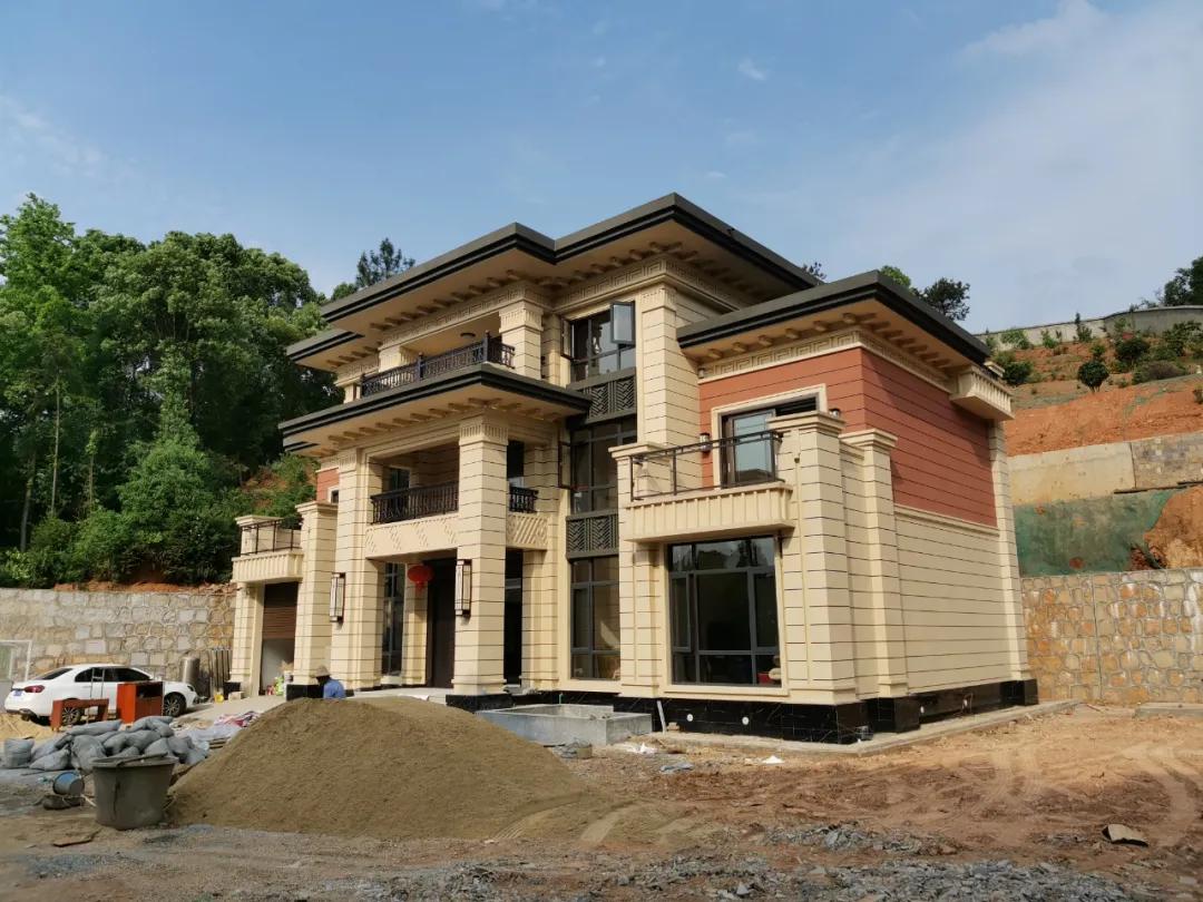 这栋和明信片一样美的乡村别墅样板间，会落在你家宅基地吗？