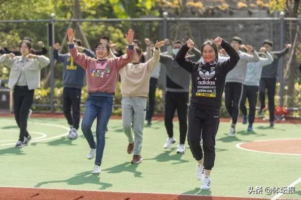 宁波镇海中小学恢复教学,复课后高中体育课
