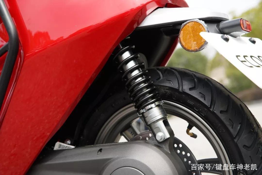 续航200公里超强电动车,大阳混动摩托最新