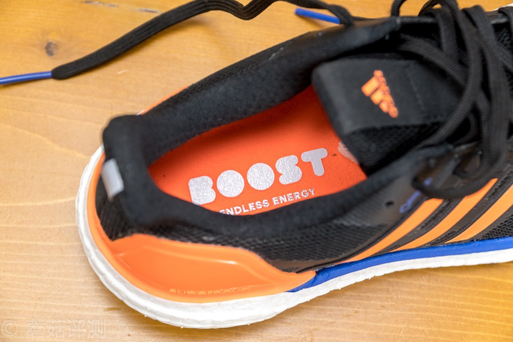 阿迪ultraboost22黑蓝,阿迪supernova和ultraboost