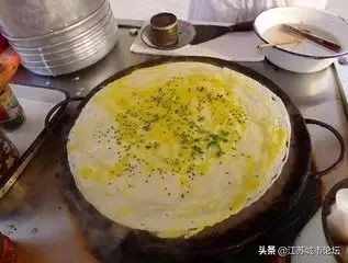 对于盐城鸡蛋饼的介绍,赤峰鸡蛋饼和盐城鸡蛋饼
