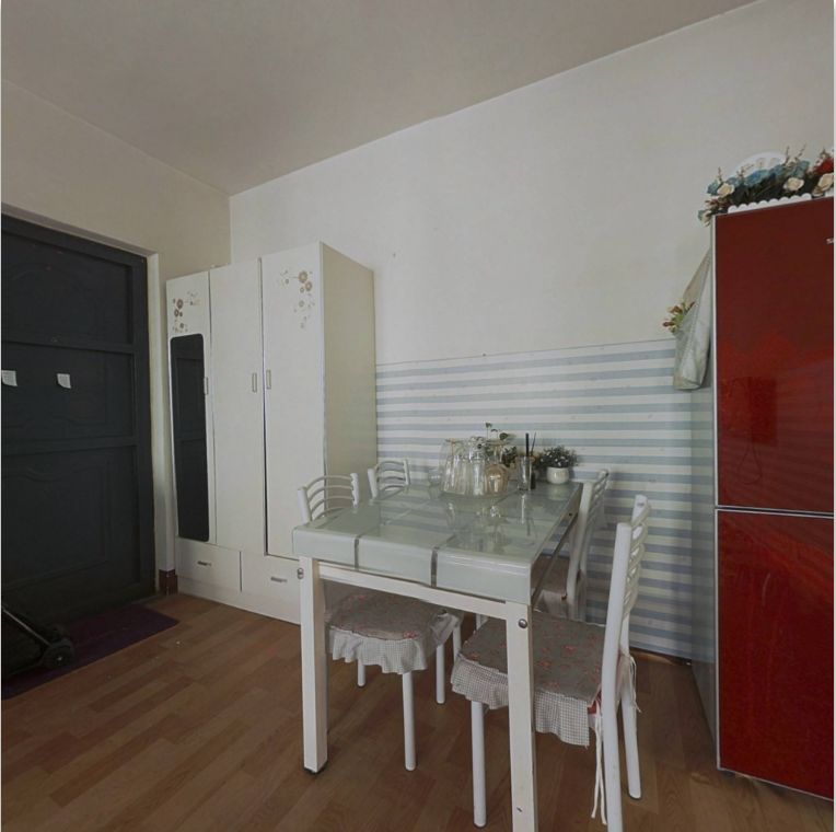 20多年老破小装修要花多少钱,上海75平米老破小翻新改造