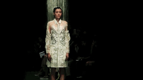 一眼就能看出衣服贵不贵的人,一件衣服100块左右贵不贵