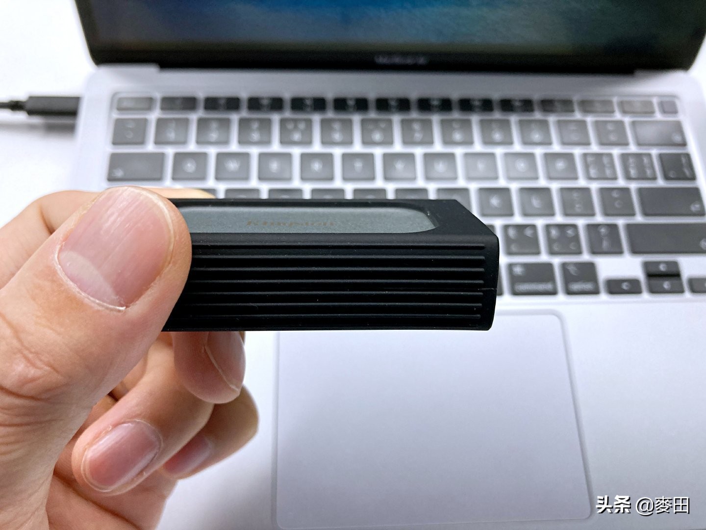 m1macbookair值得买吗,现在买macairm1值吗