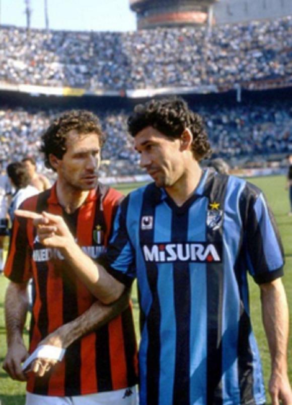 足坛十大兄弟相争,足坛十大兄弟图片