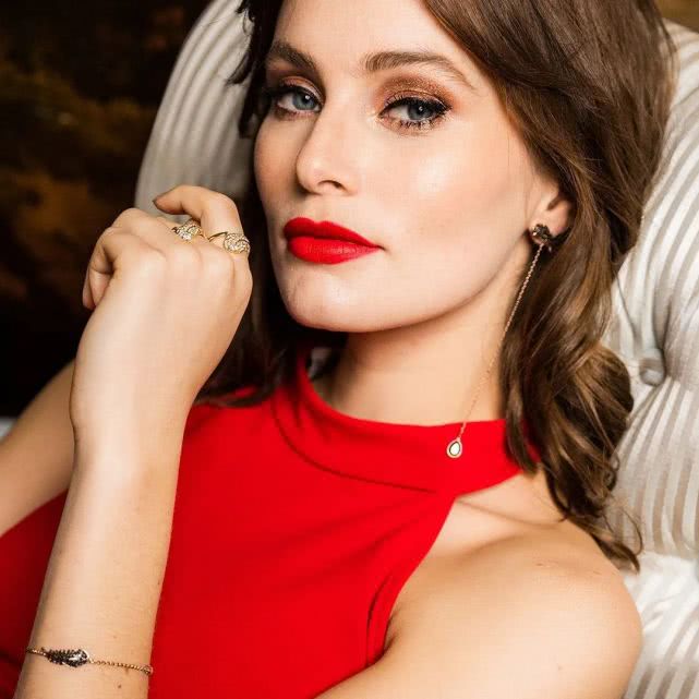 为什么闲鱼的施华洛世奇那么便宜 (为什么闲鱼上施华洛世奇那么便宜)