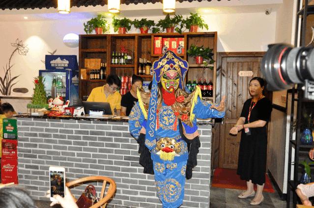 小龙虾店如何脱颖而出,小龙虾怎么拓展销路