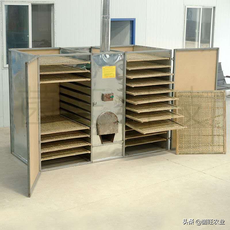 猫吃的烤箱小鱼干烘干的正确方法,淡水小鱼干自然晾干和烘干的区别