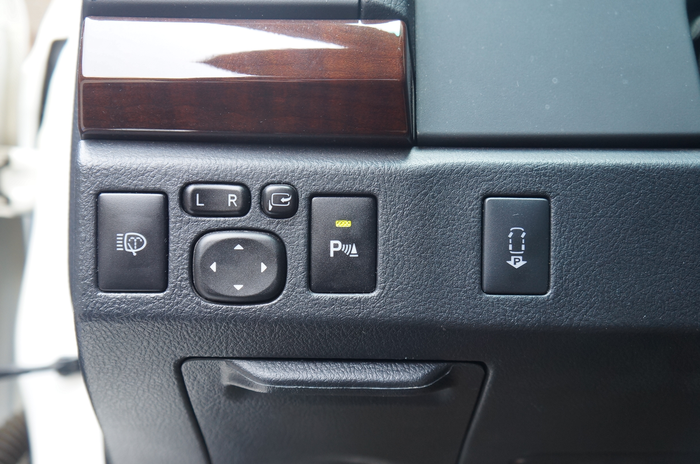 锐志3.0二手车,锐志3.0顶配版