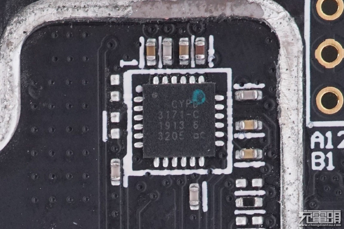 小米升降式无线充和80w无线充对比,小米20瓦无线充拆解
