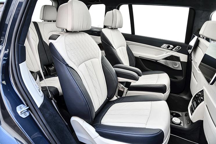 宝马x74.4t测评视频,宝马x7xdrive50i在德国售价