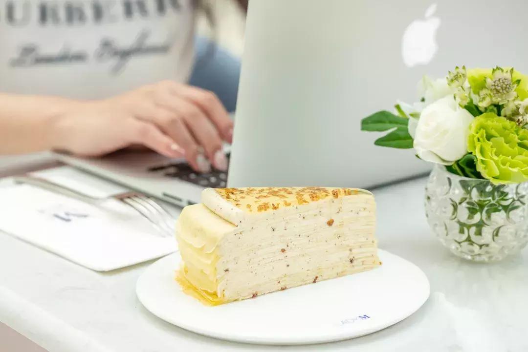 想试试在玻璃“千层”里吃蛋糕的感觉吗？