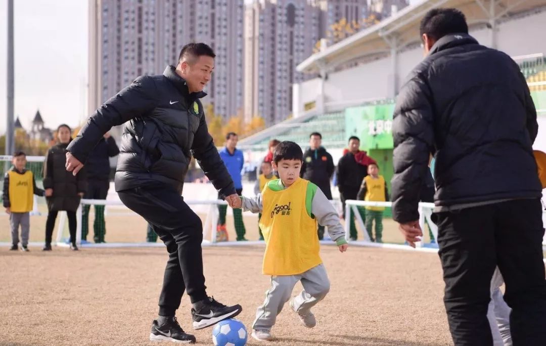 杨璞国安足球,国安杨璞青训