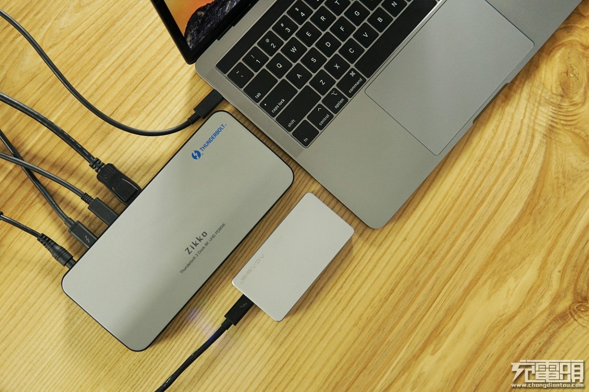 雷电三dp接口,雷电接口支持pd充电