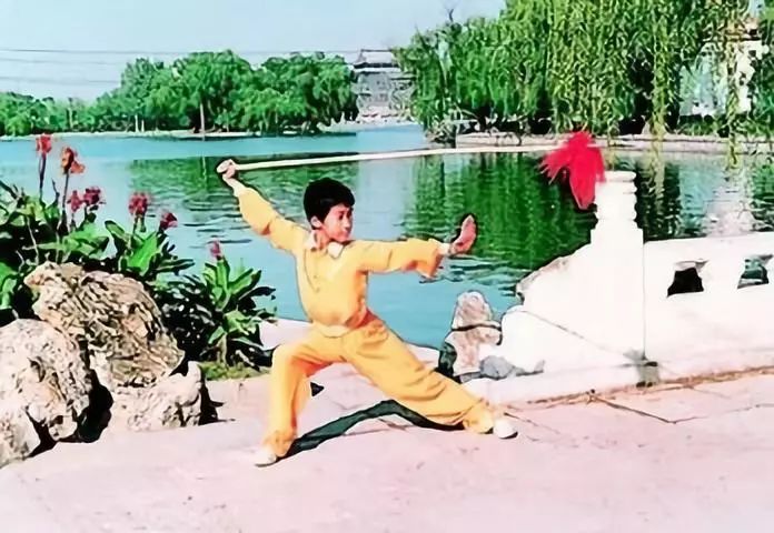 百亿影帝吴京电影角色大盘点,吴京两部电影百亿影帝