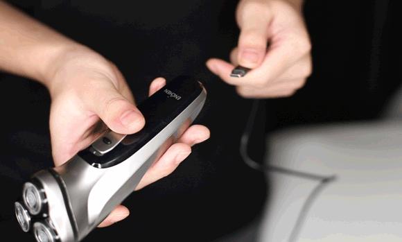 小米旋转双刀头剃须刀评测,小米剃须刀三头