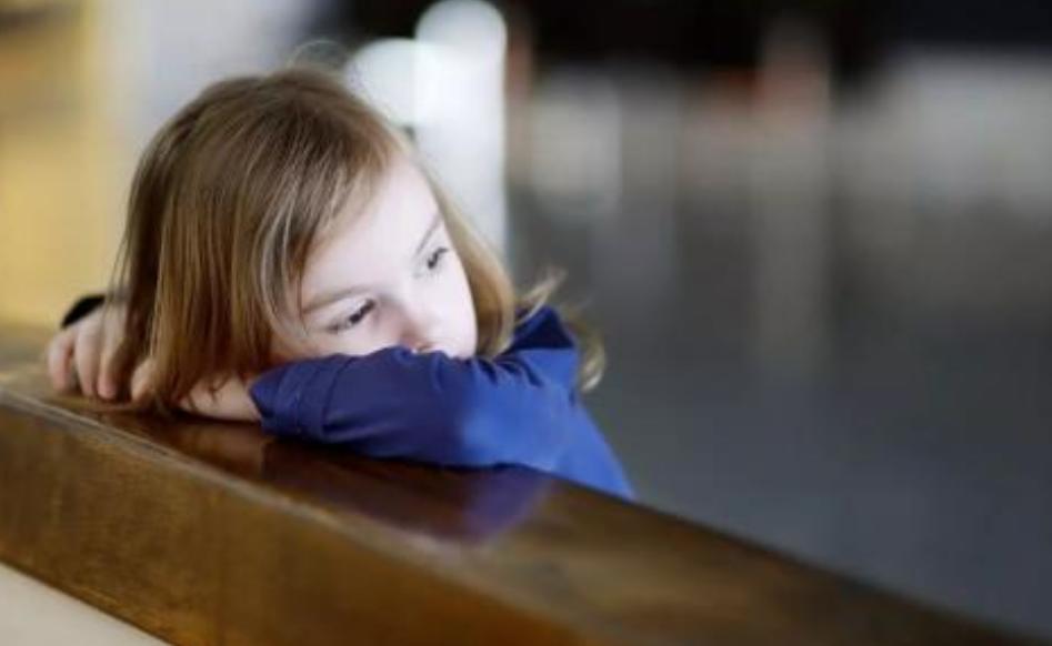 孩子调皮该怎么教训,孩子在家很调皮经常惹事怎么办