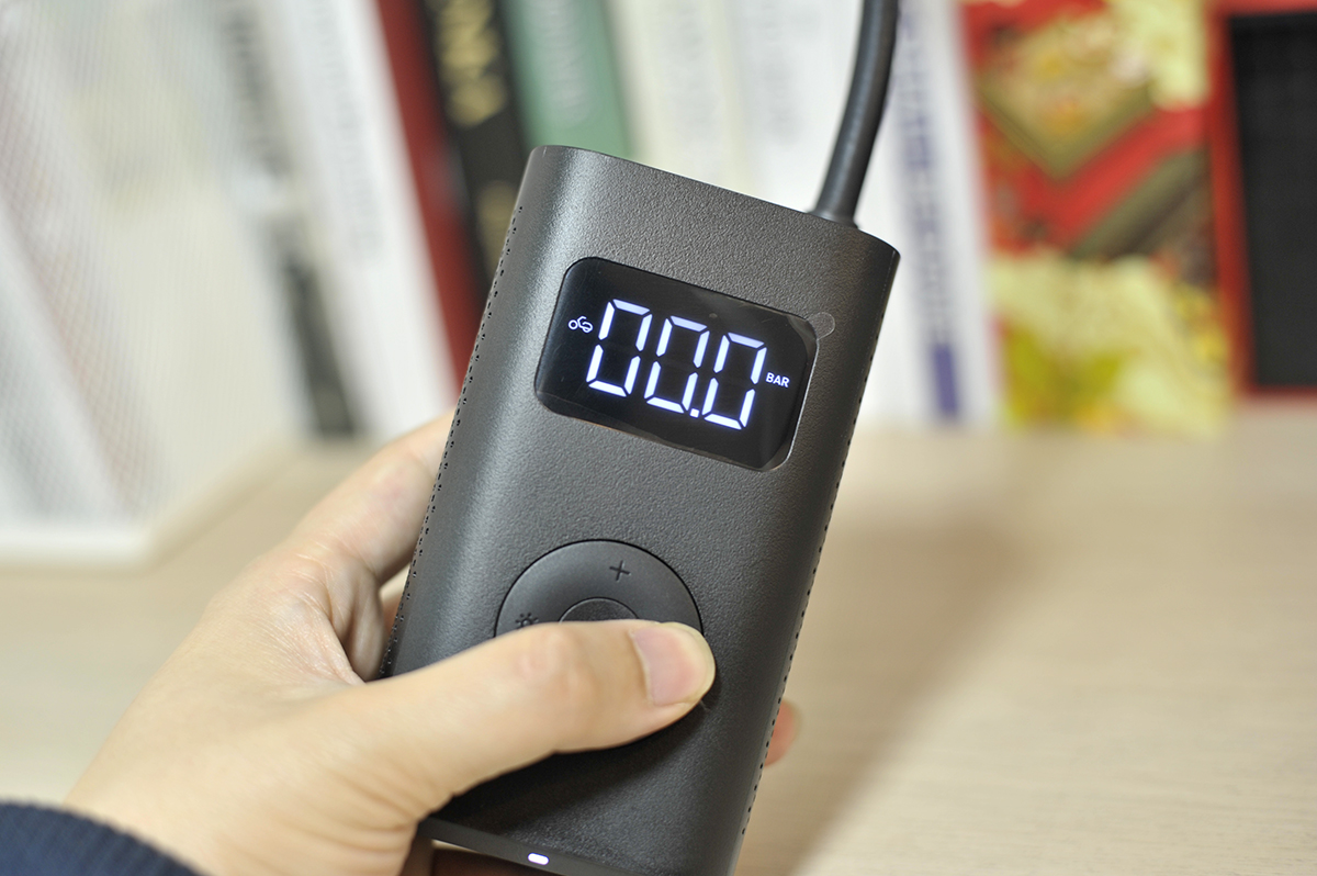 米家充气宝气泵,米家便携式充气泵