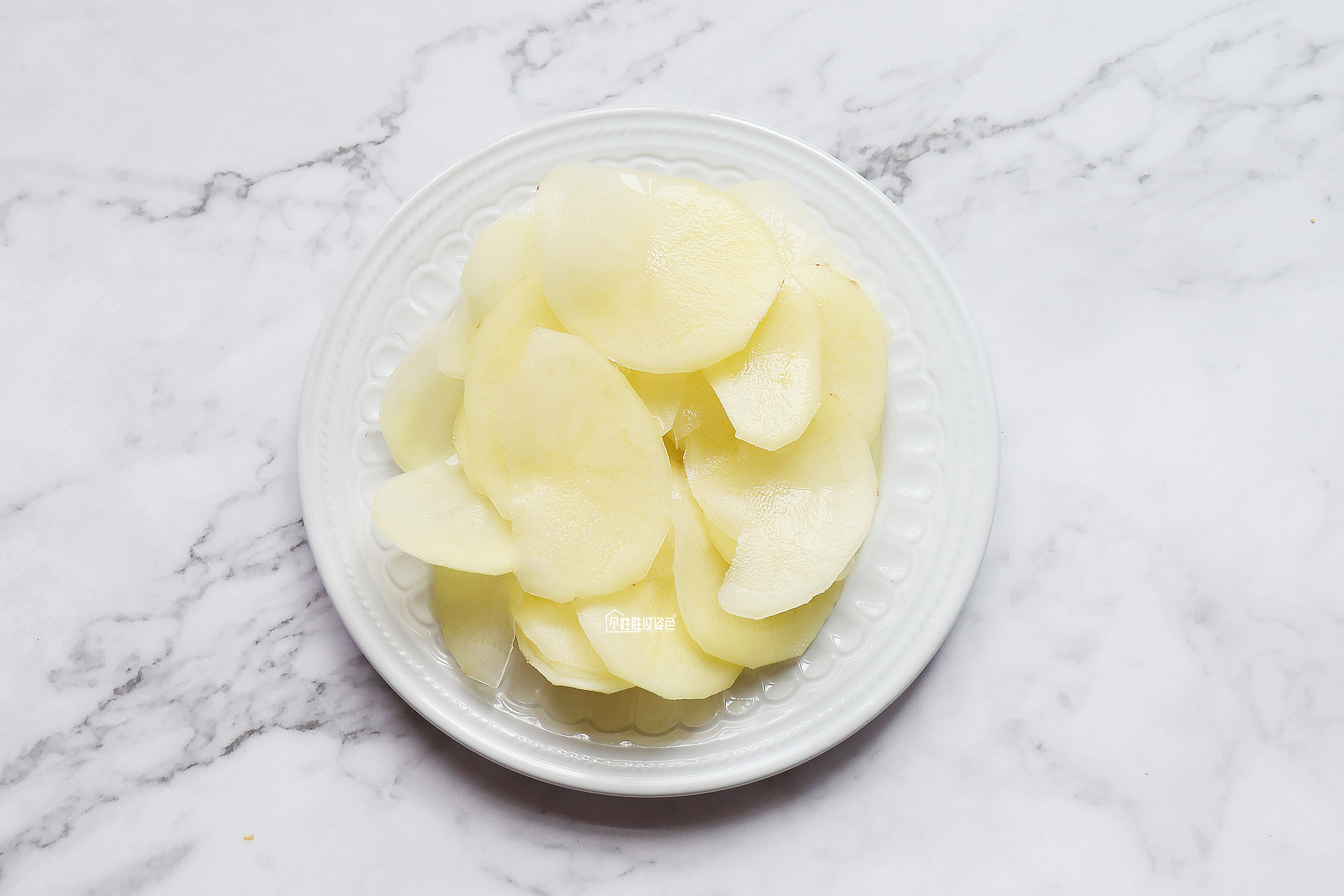 土豆薯片做法非油炸用烤箱,不需要油炸的薯片简单易学