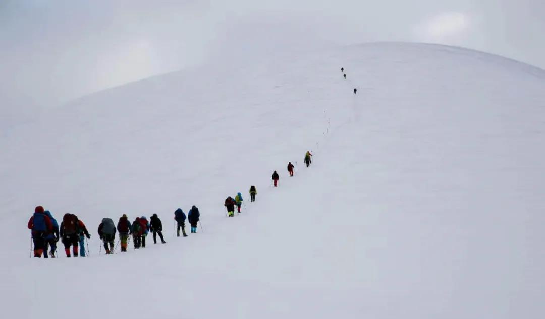 攀登30年，一群北大人的致青春