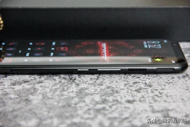 红魔3测评使命召唤,红魔3s御风超神