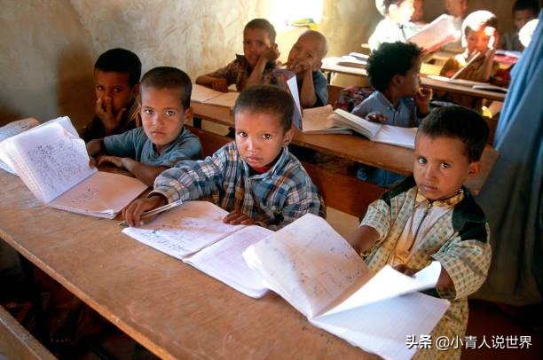 我认为毛里塔尼亚是非洲的一匹黑马，毛里塔尼亚是个怎样的国家